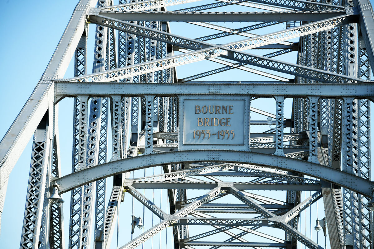 292 The Bourne bridge in Bourne, MA, carries Route 28 traffic across the Cape Cod Canal and connects Cape Cod with the rest of MA.jpg